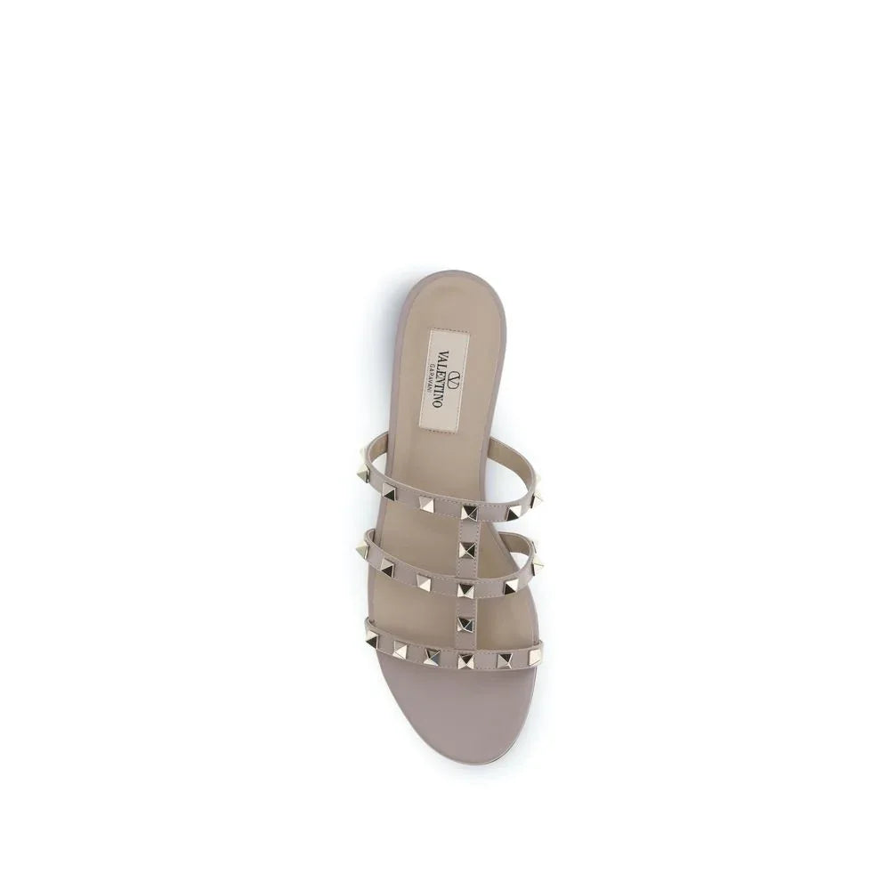 Valentino Garavani Beige Calf Leather Bos Taurus Flat Sandals - Zeiniez