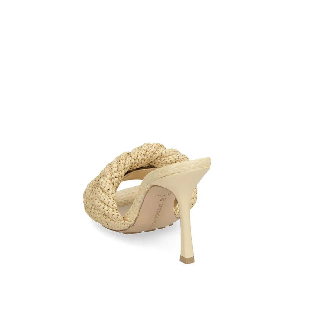 Bottega Veneta Beige Raffia Mules - Zeiniez