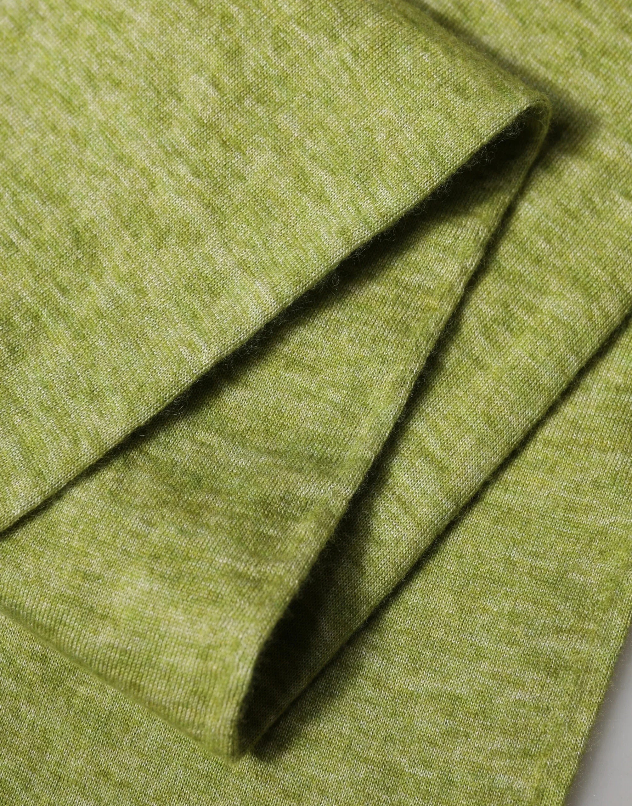 Dolce & Gabbana Green Cashmere Knitted Neck Foulard 280cm x11cm Men Scarf - Zeiniez