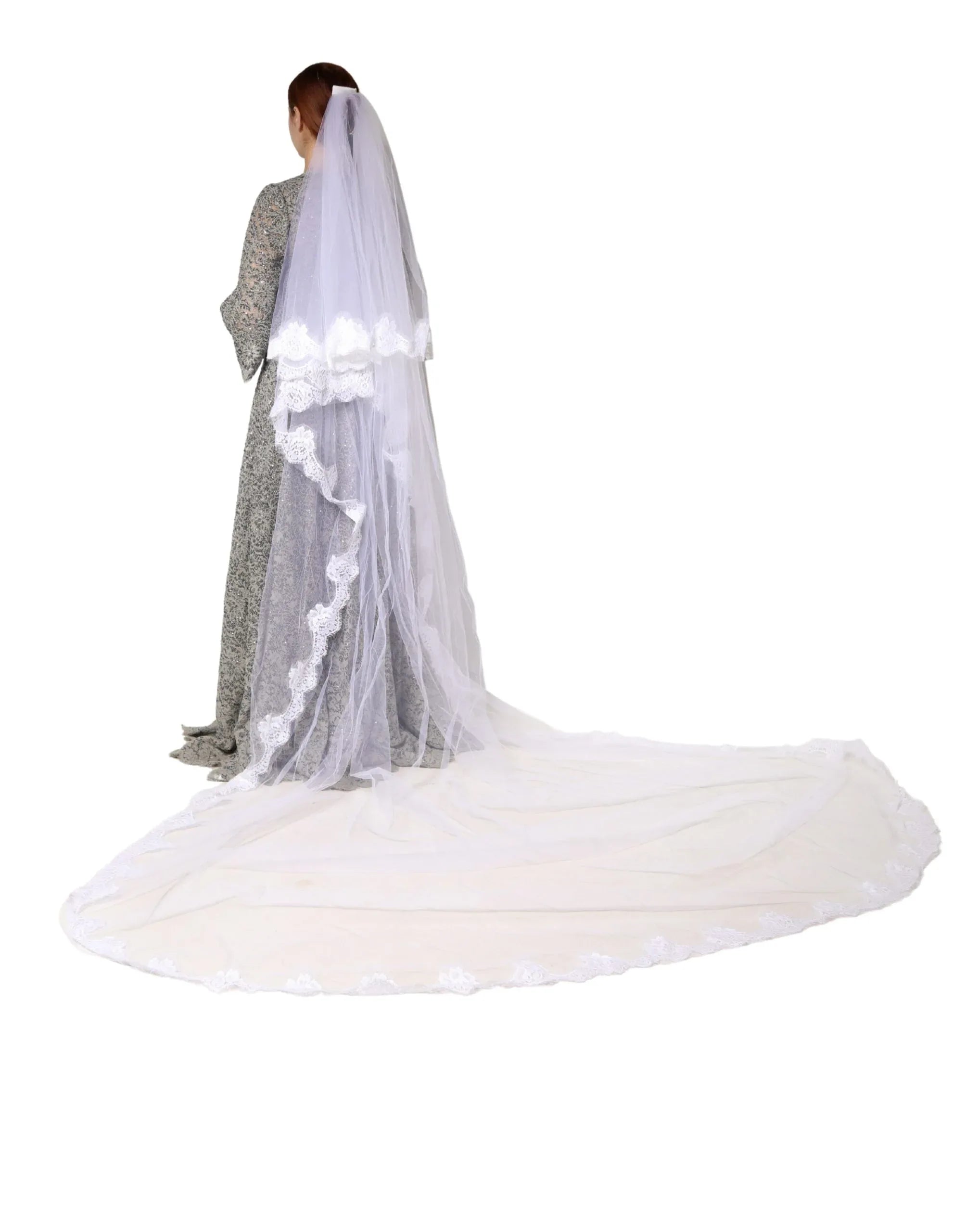 Dolce & Gabbana White Floral LaceNylon Floor Length 3M Long Veil - Zeiniez