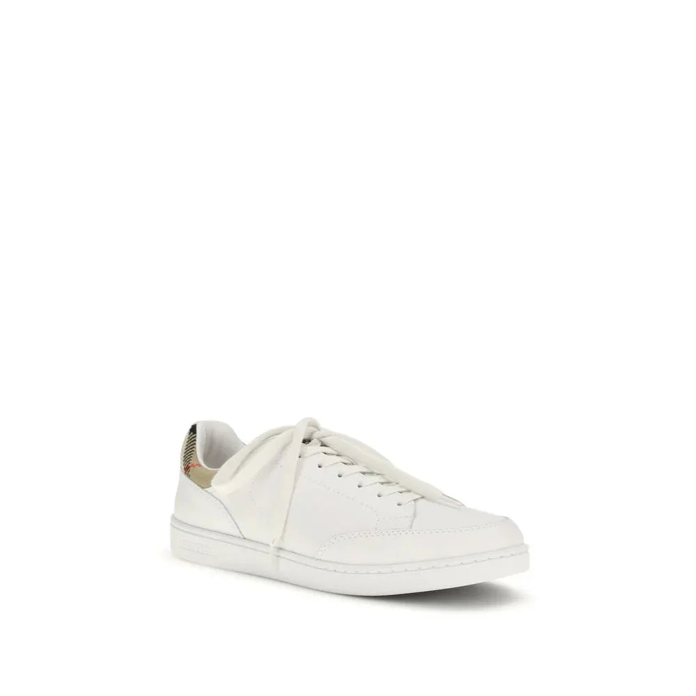 Burberry White Calf Leather Bos Taurus Low Top Sneakers - Zeiniez