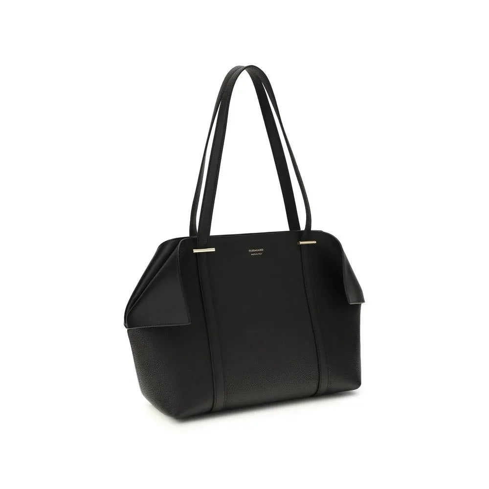 Ferragamo Black Calf Leather Bos Taurus Shoulder Bag - Zeiniez