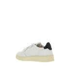 Autry White Calf Leather Bos Taurus Low Top Sneakers