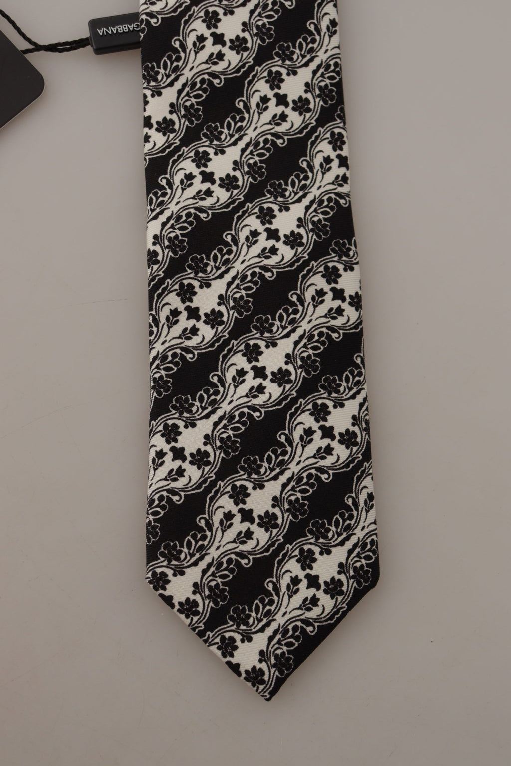 Dolce & Gabbana Black White Flower 100% Silk Print Adjustable Accessory Tie - Zeiniez