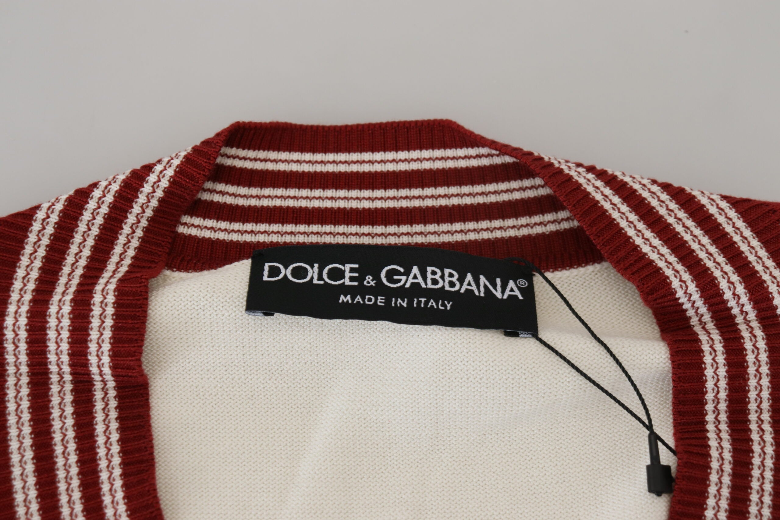 Dolce & Gabbana White Red Knitted V-neck Pullover Sweater - Zeiniez