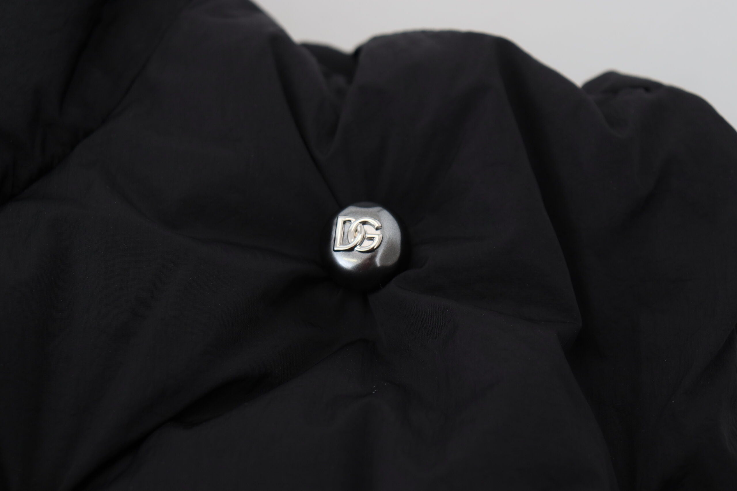 Dolce & Gabbana Black Sleeveless DG Metal Embellishment Jacket - Zeiniez