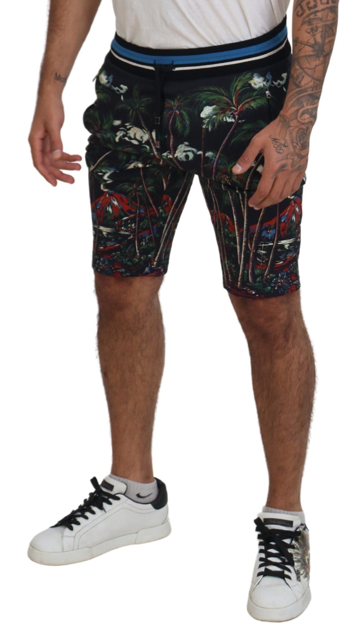 Dolce & Gabbana Black Cotton Volcano Print Casual Shorts - Zeiniez