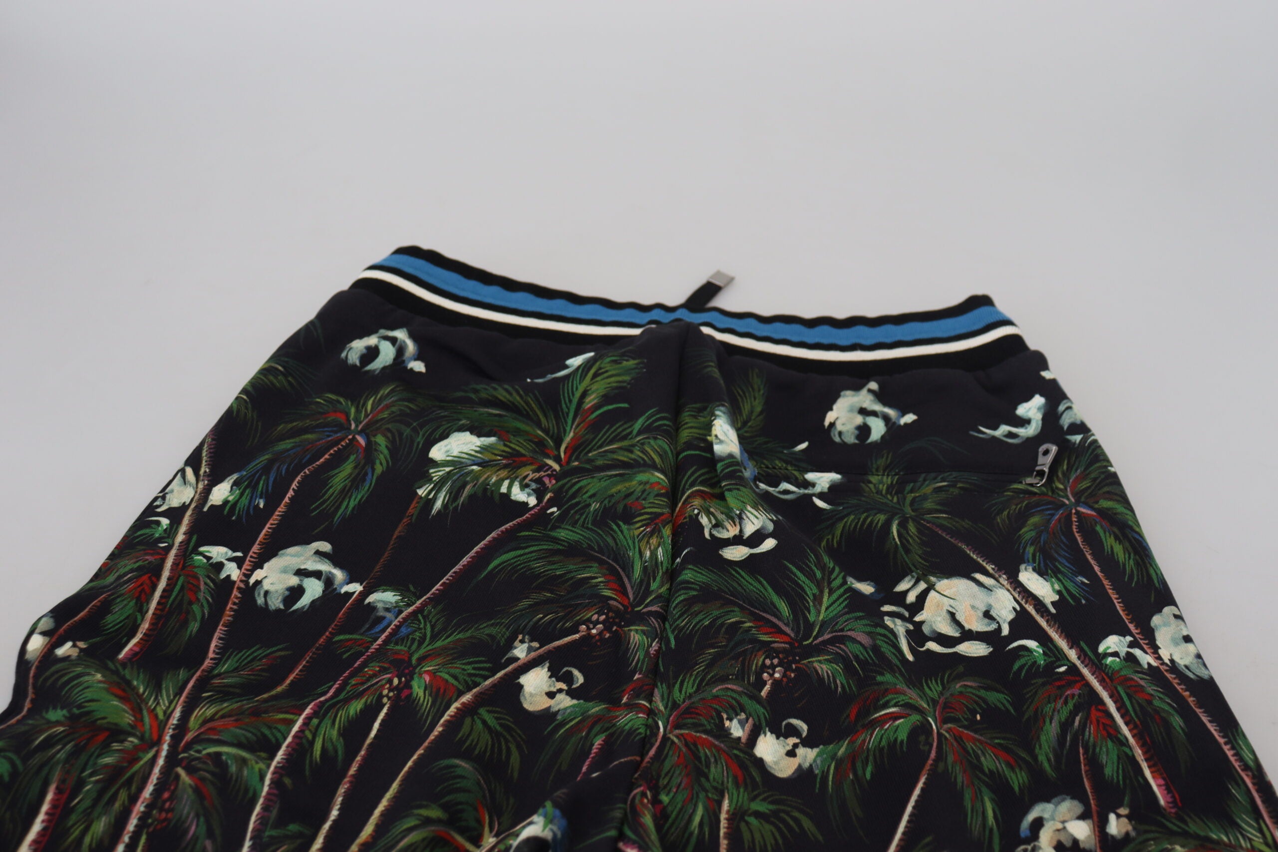 Dolce & Gabbana Black Cotton Volcano Print Casual Shorts - Zeiniez