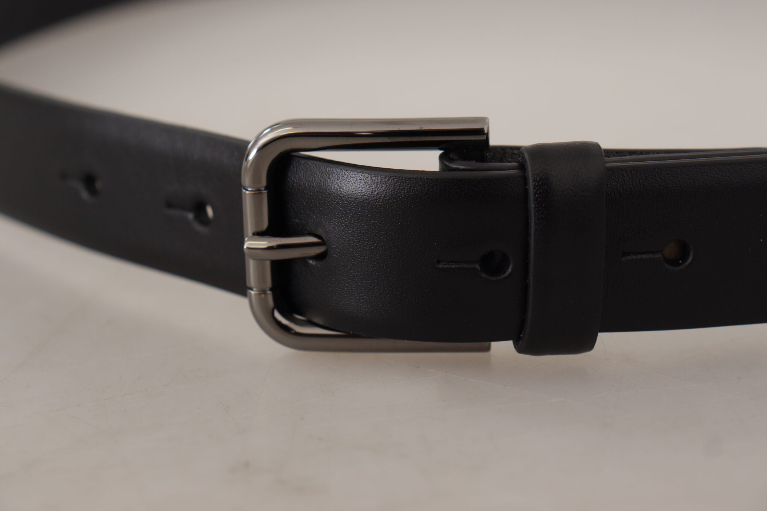 Dolce & Gabbana Black Calf Leather Classic Logo Metal Buckle Belt - Zeiniez