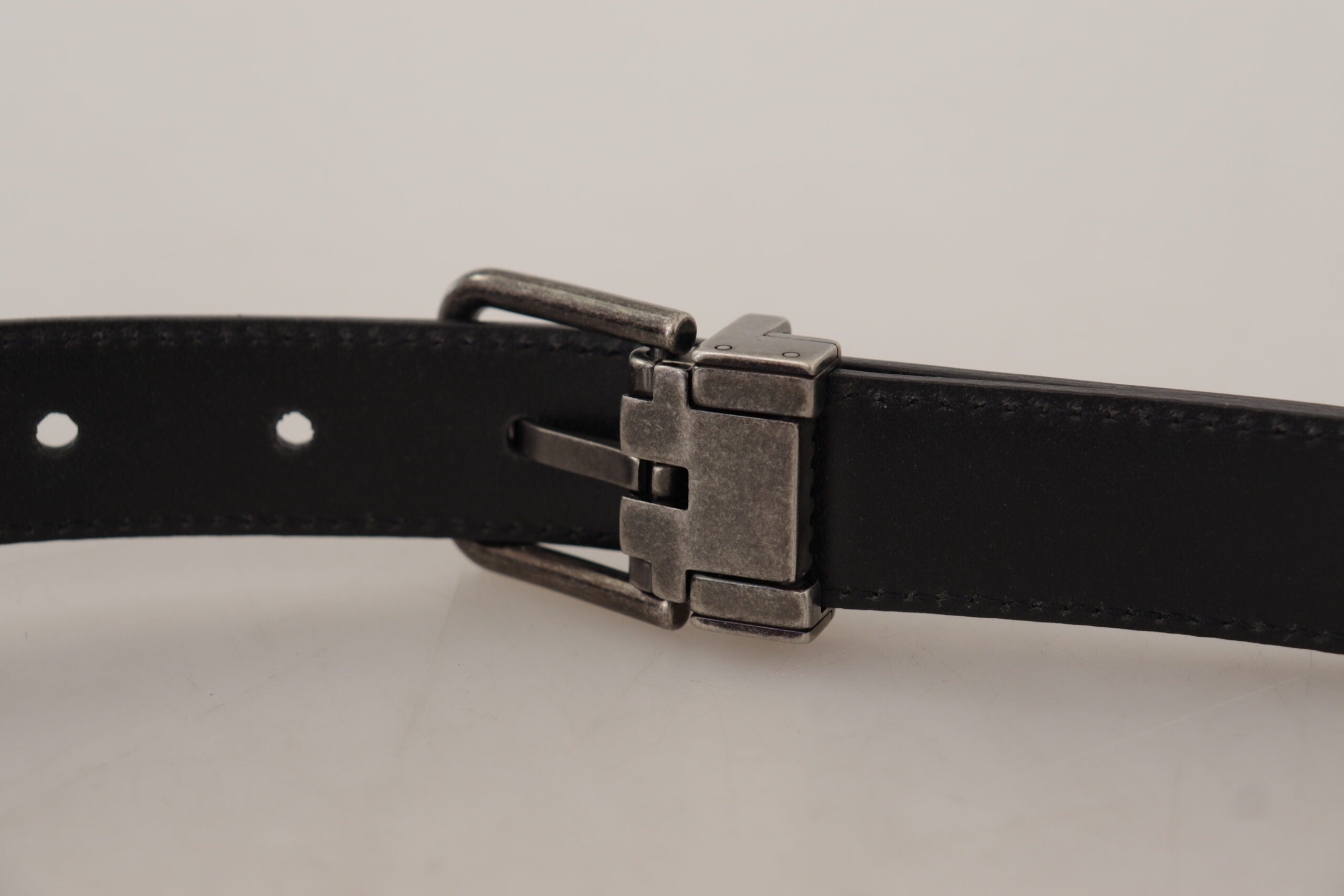 Dolce & Gabbana Black Plain Leather Vintage Logo Metal Buckle Belt - Zeiniez