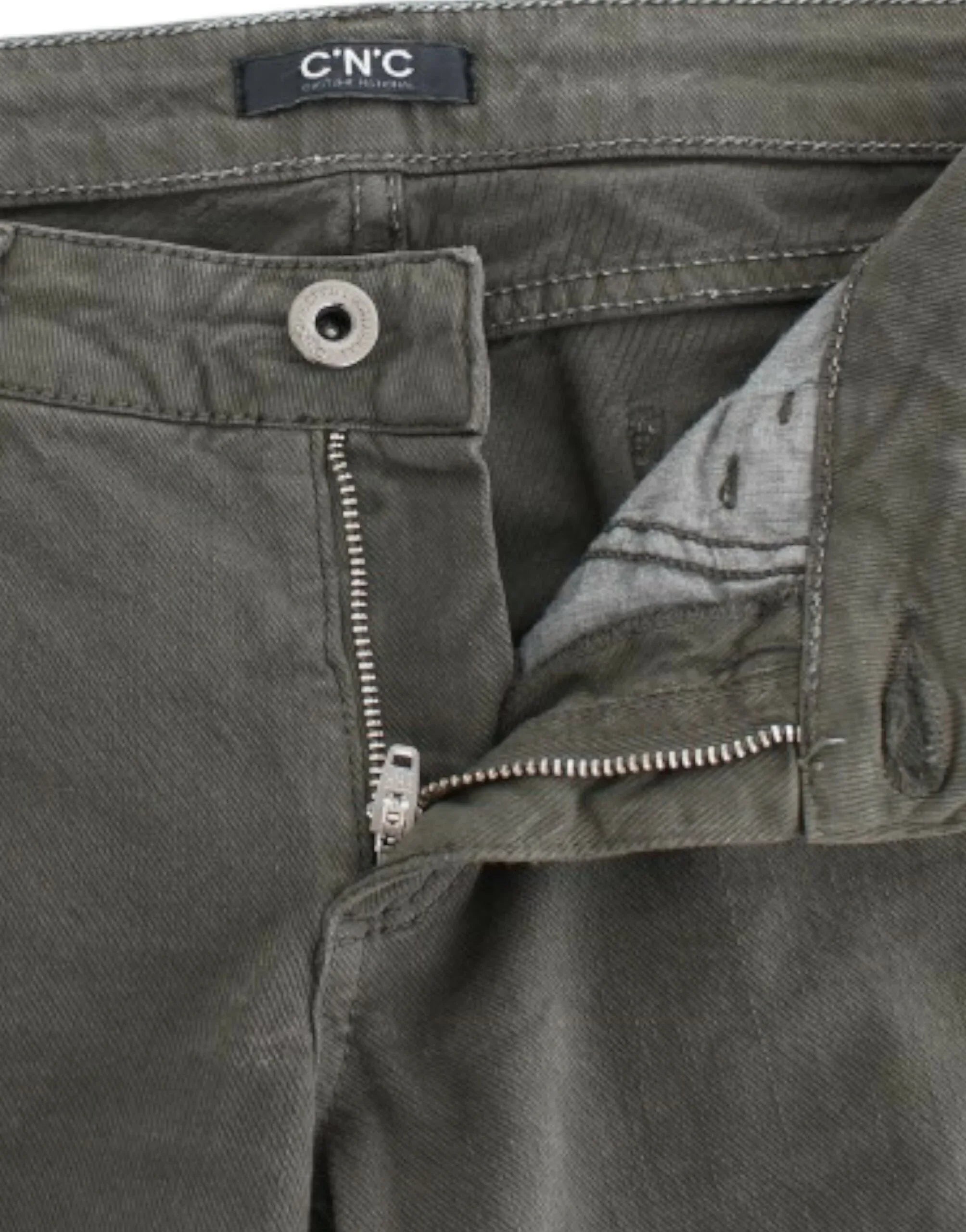 Costume National Green slim leg jeans - Zeiniez