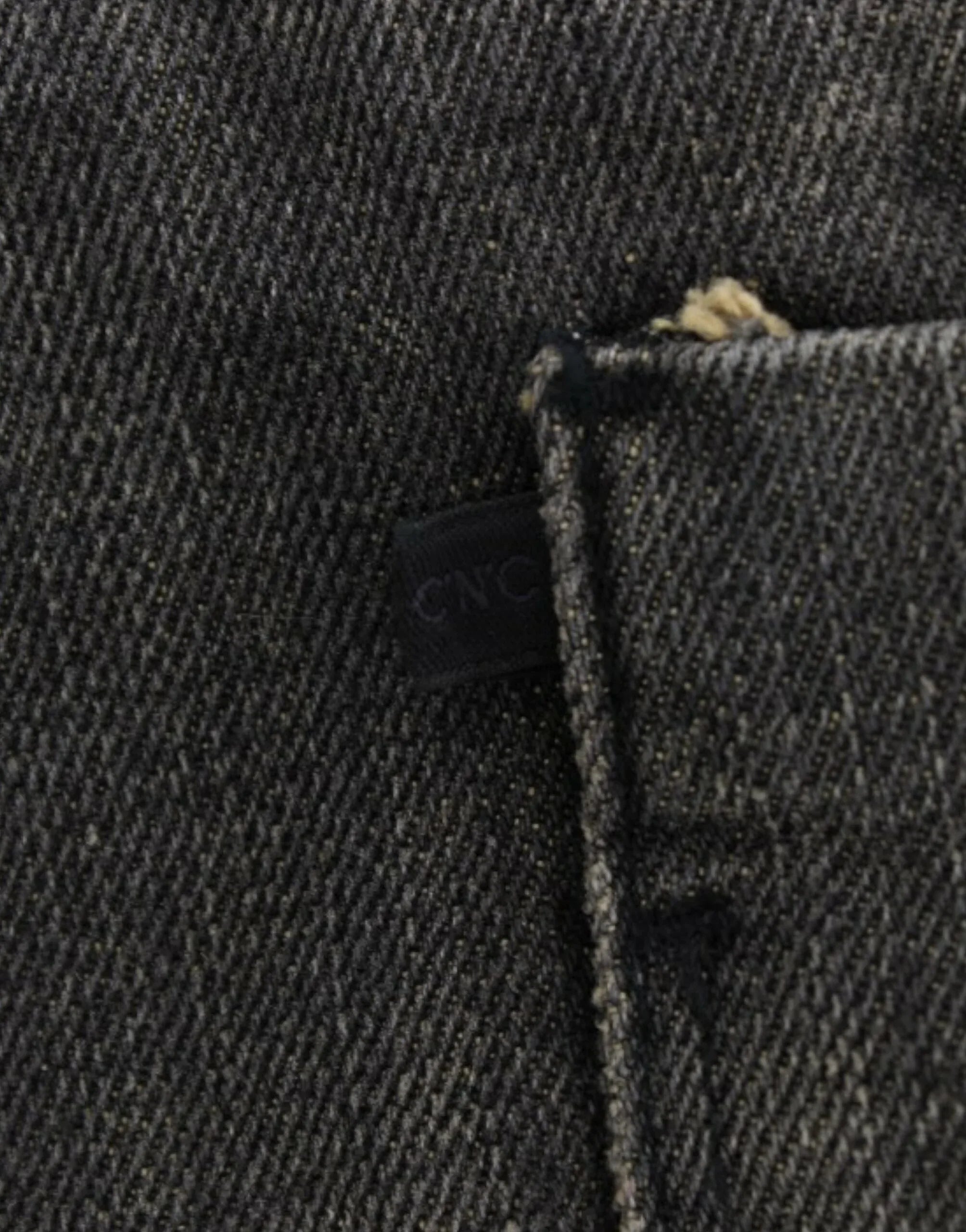 Costume National Gray distressed jeans - Zeiniez