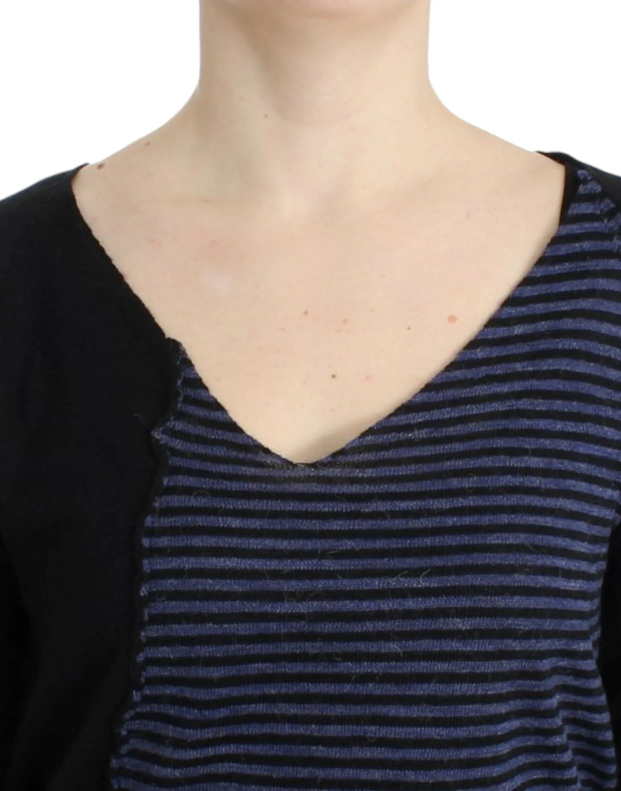 Costume National Black striped V-neck sweater - Zeiniez
