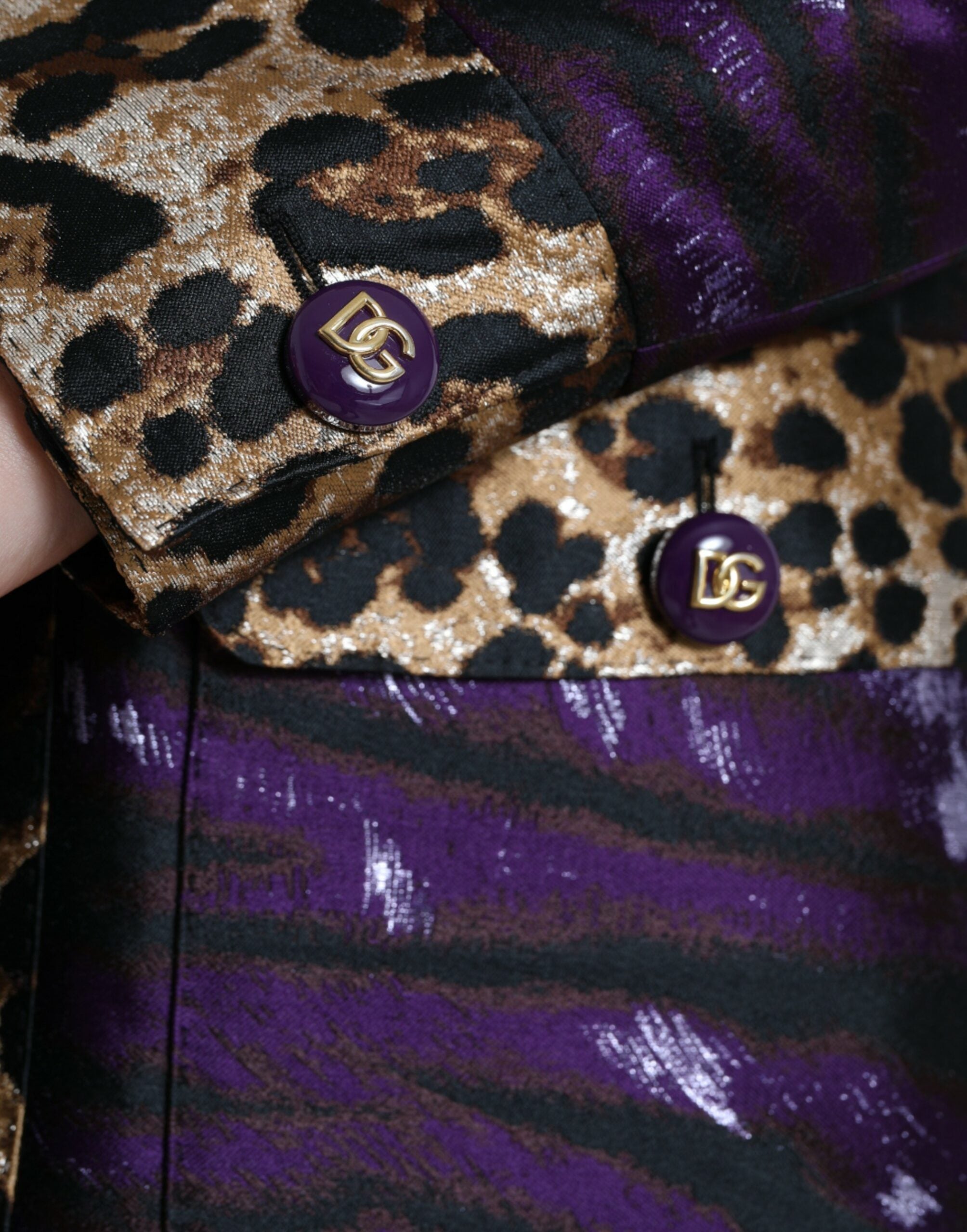 Dolce & Gabbana Purple Lamé Jacquard Tiger Print Coat Jacket - Zeiniez