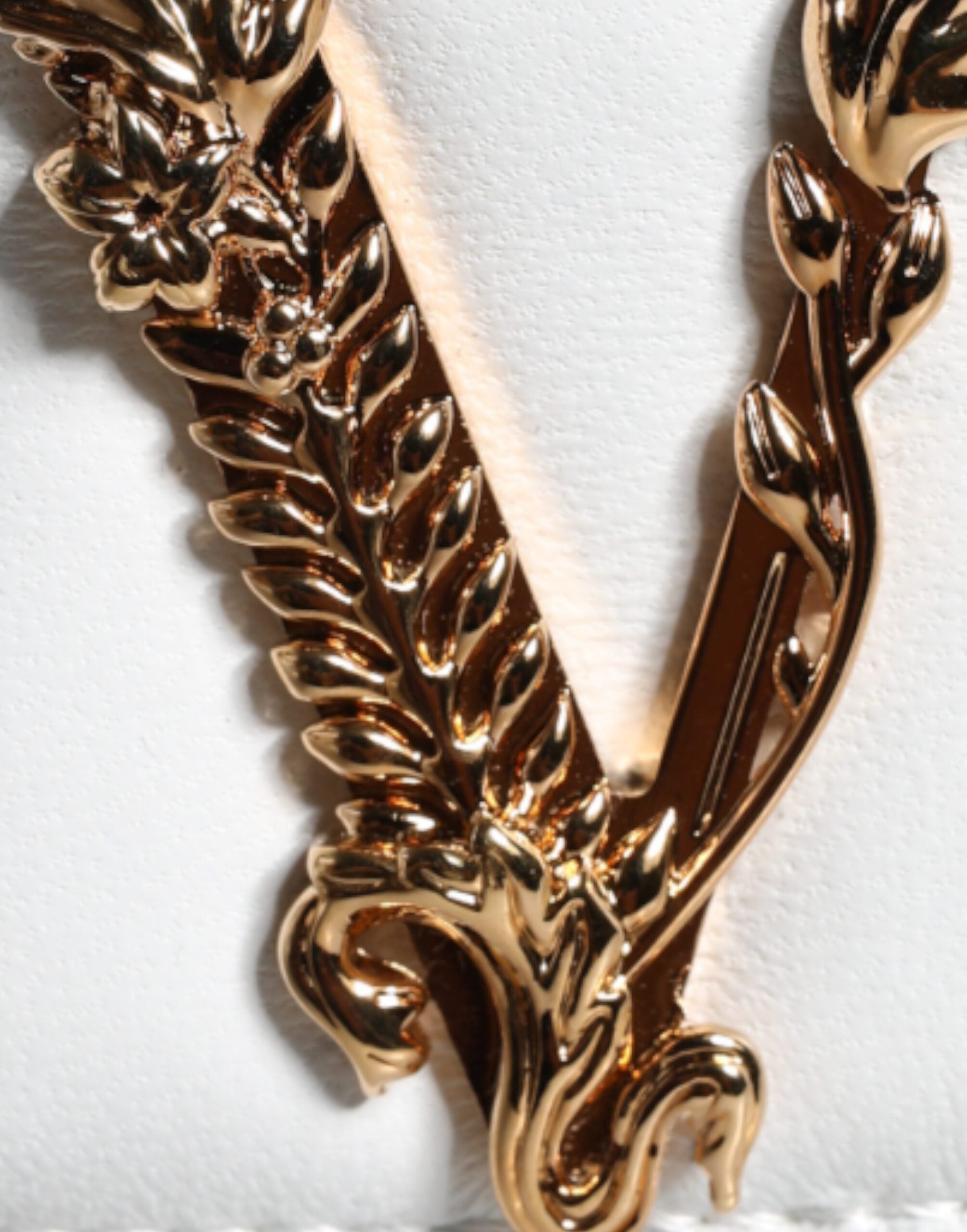 Versace White Quilted Nappa Leather Crossbody Shoulder Bag - Zeiniez