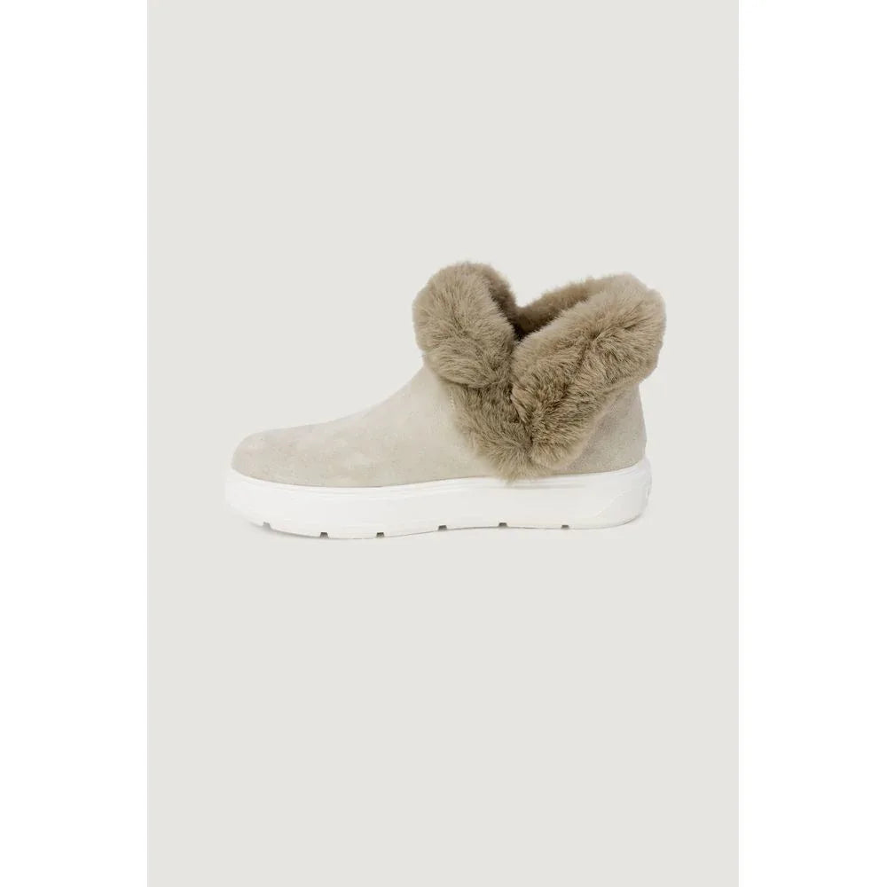 Love Moschino Beige Leather Chunky Sneakers - Zeiniez