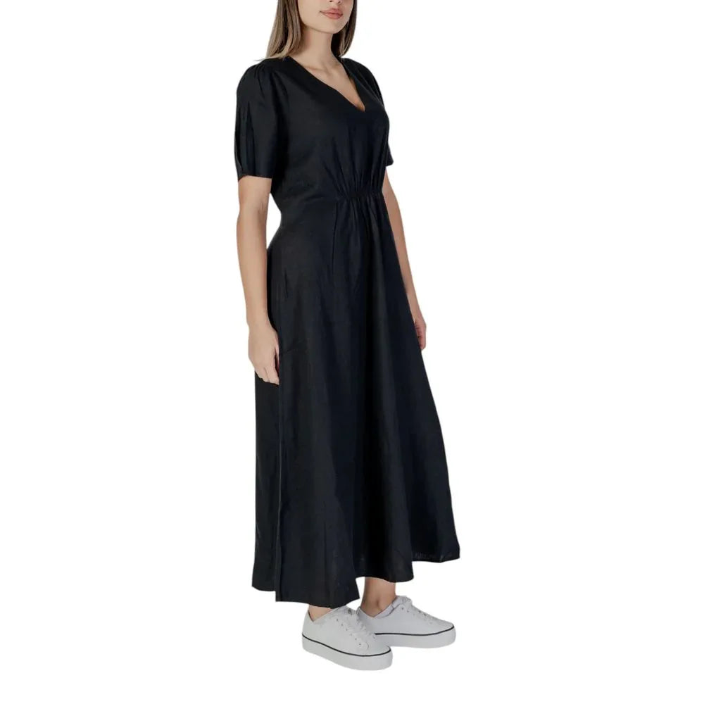 B.Young Black Linen Long Dress - Zeiniez