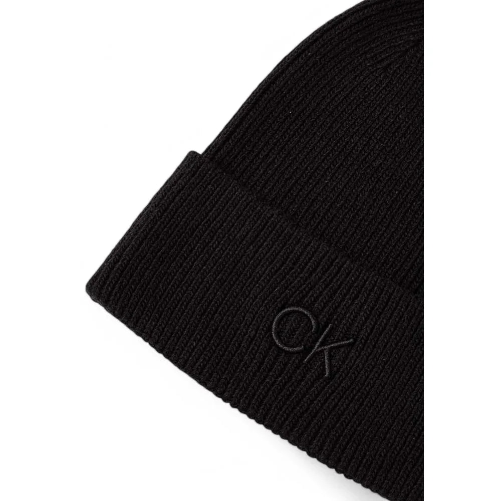 Calvin Klein Black Organic Cotton Cap (Baseball Hat) - Zeiniez