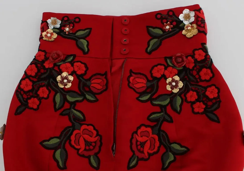 Dolce & Gabbana Red Silk Roses Sicily Shorts - Zeiniez