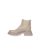 Alexander McQueen Beige Leather Chelsea Boots - Zeiniez