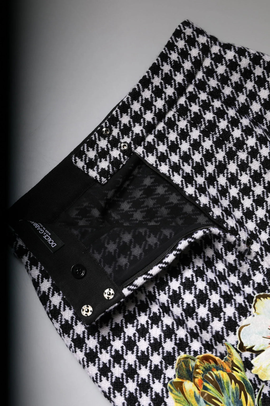 Dolce & Gabbana Multicolor Floral Print High Waist Pencil Cut Skirt - Zeiniez