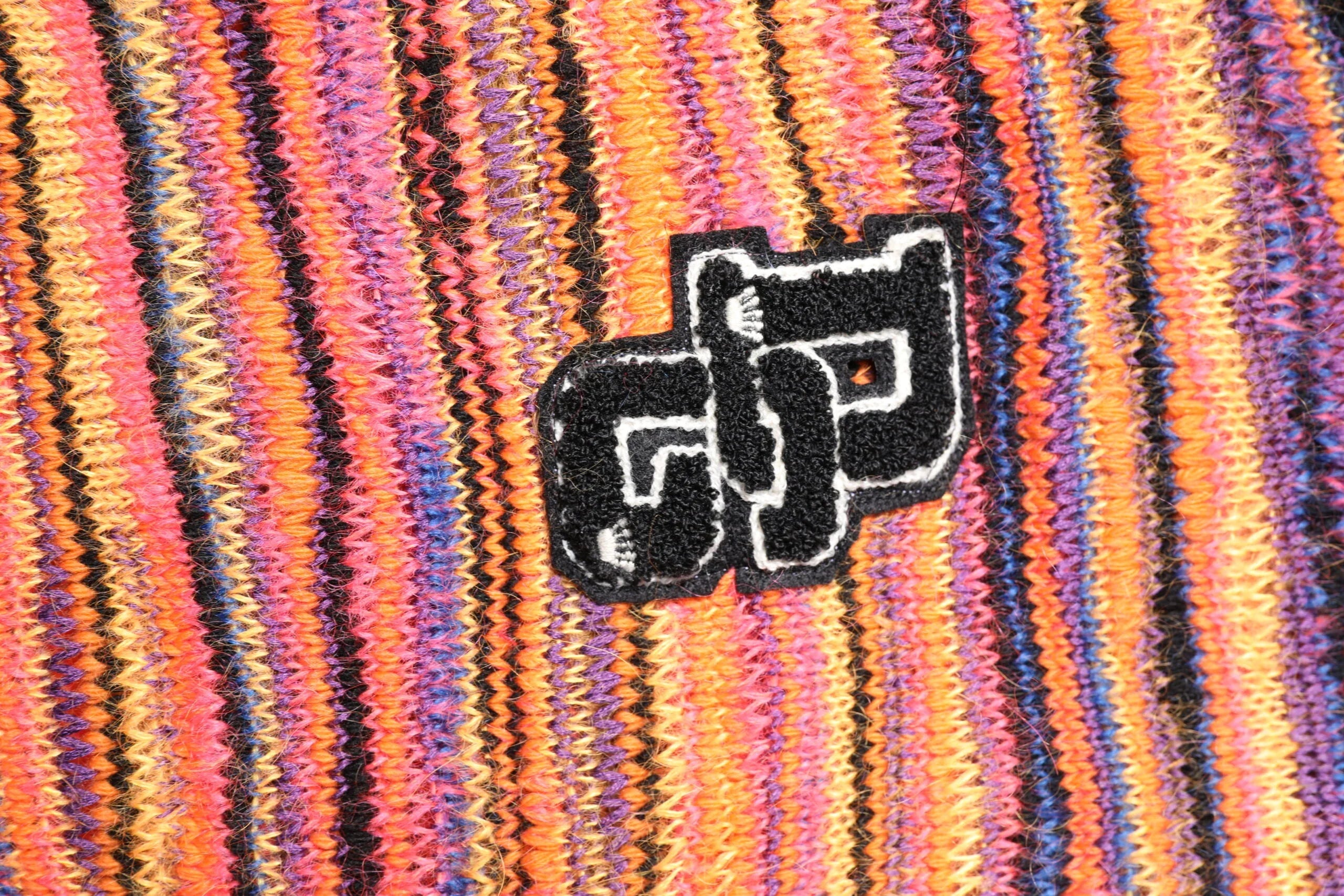 Dolce & Gabbana Multicolor Wool DGLogo Knit Pullover Sweater - Zeiniez