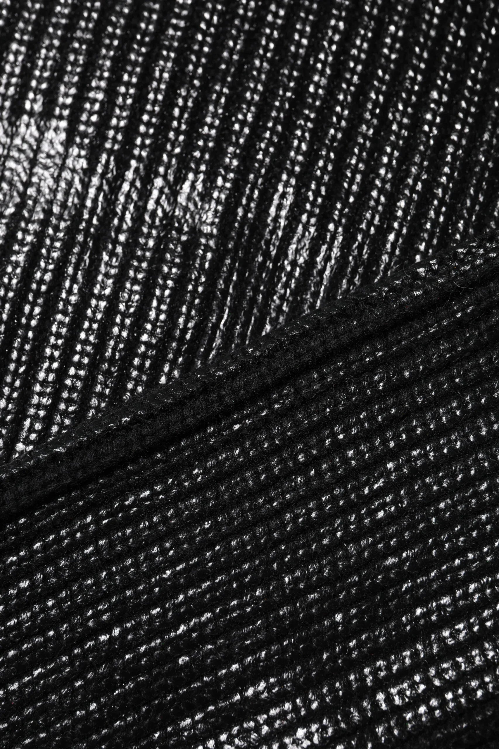 Dolce & Gabbana Black Wool Long Sleeve Turtleneck Cropped Top - Zeiniez