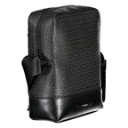 Calvin Klein Elegant Black Shoulder Bag with Contrasting Accents - Zeiniez