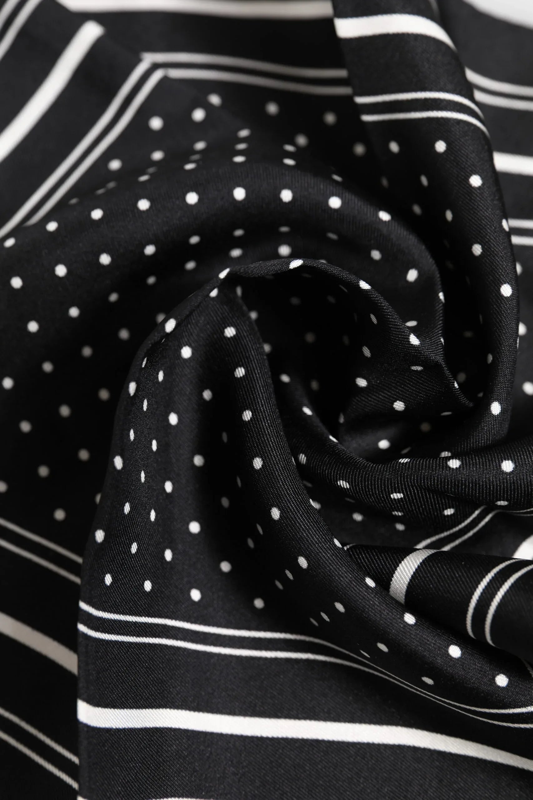Dolce & Gabbana Black White Polka Dot Men Foulard Scarf - Zeiniez