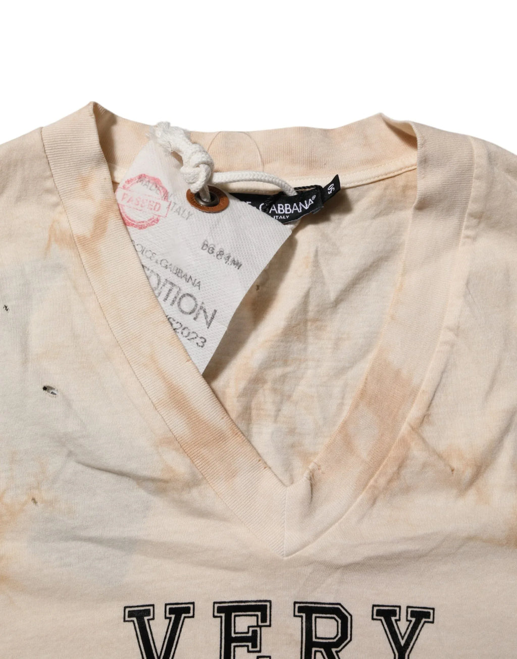 Dolce & Gabbana Beige Logo Print Short Sleeve V-neck T-shirt - Zeiniez