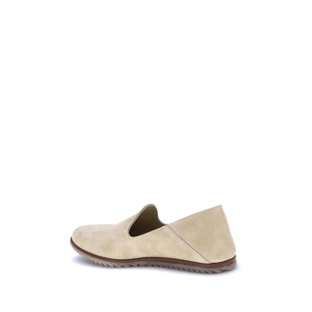 Pedro García Beige Calf Leather Bos Taurus Slip-On Loafers - Zeiniez
