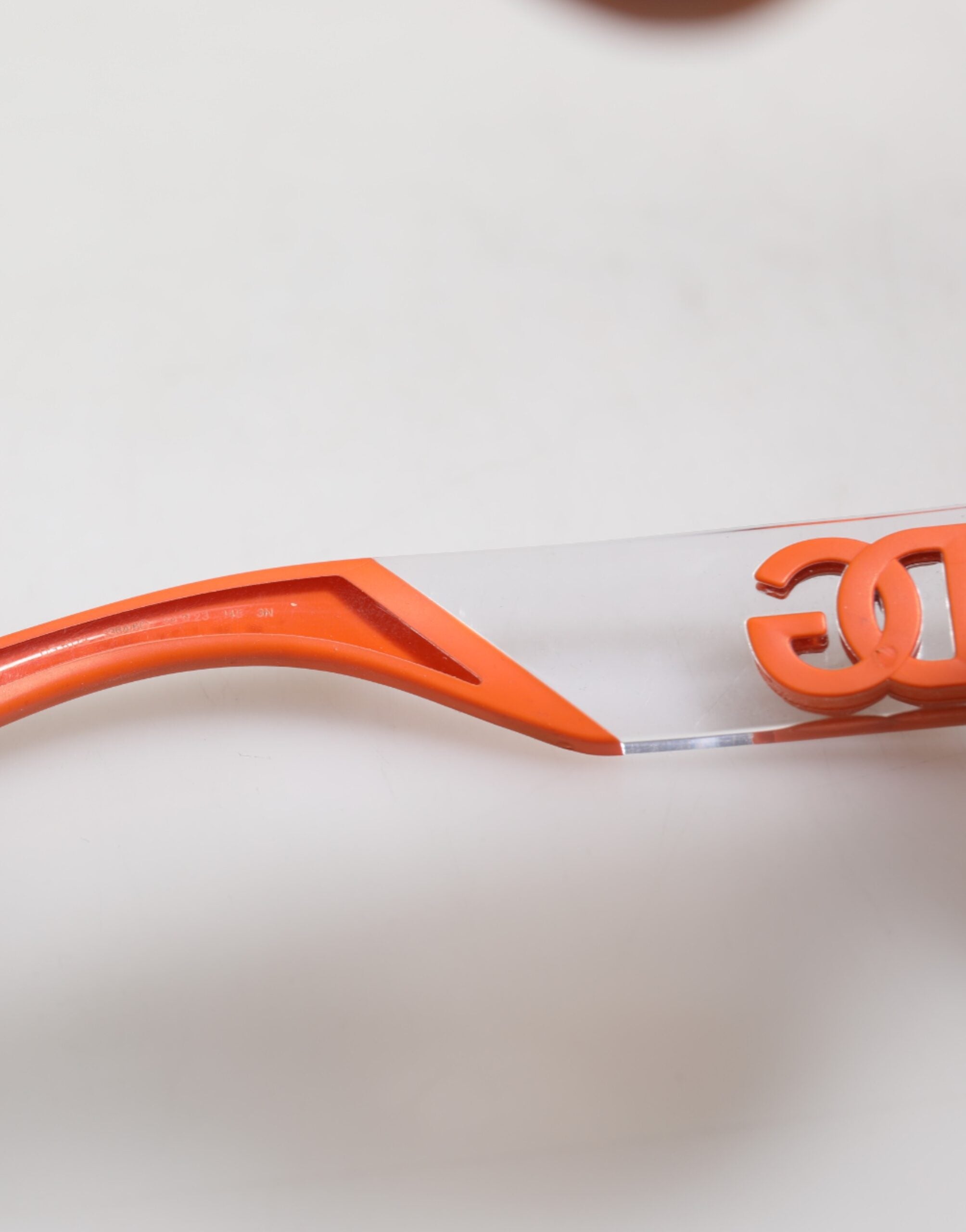 Dolce & Gabbana Orange Reborn To Live Oval Frame Logo Eyewear Sunglasses - Zeiniez