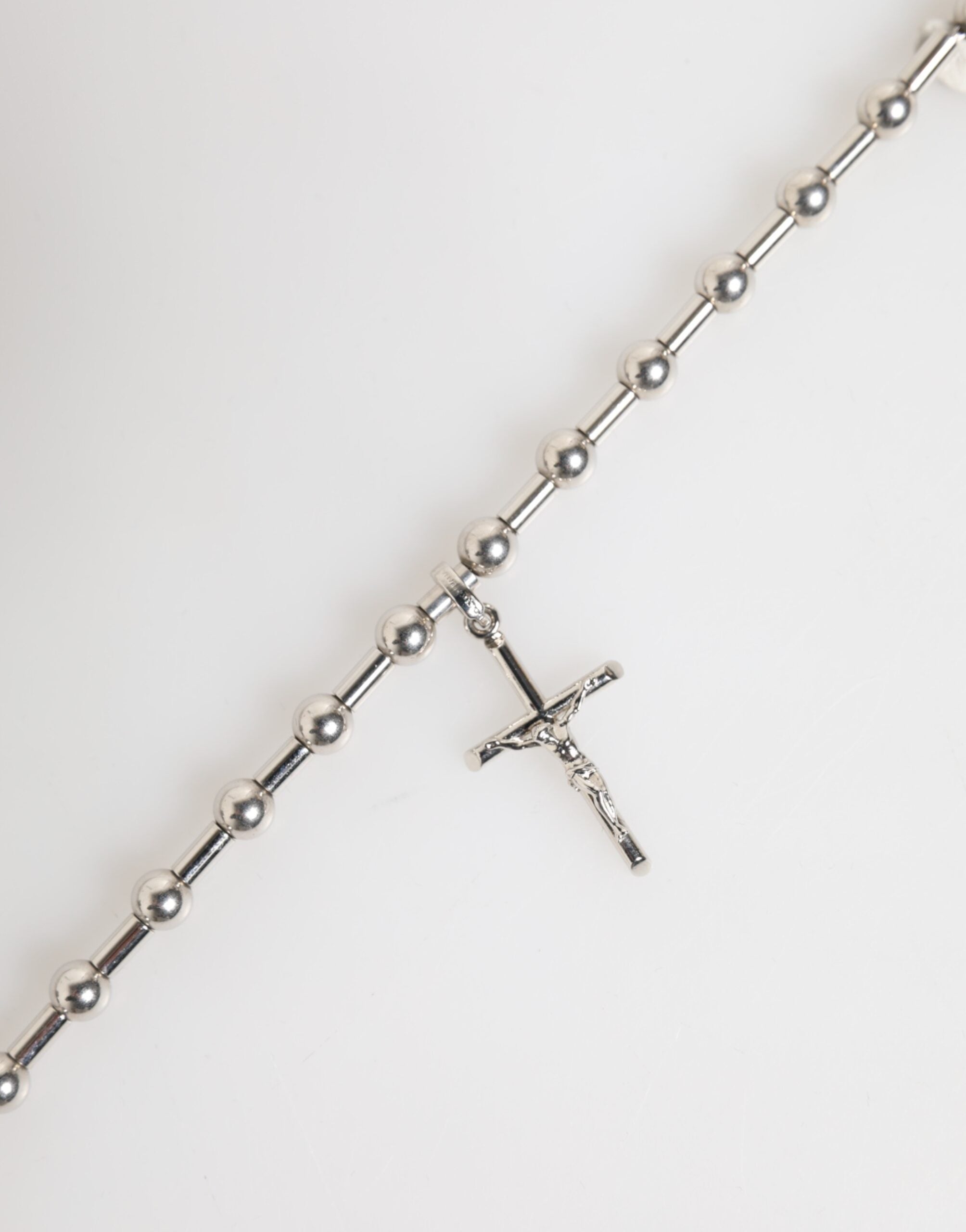 Dolce & Gabbana Silver Tone Brass Chain Religious Cross Pendant Necklace - Zeiniez