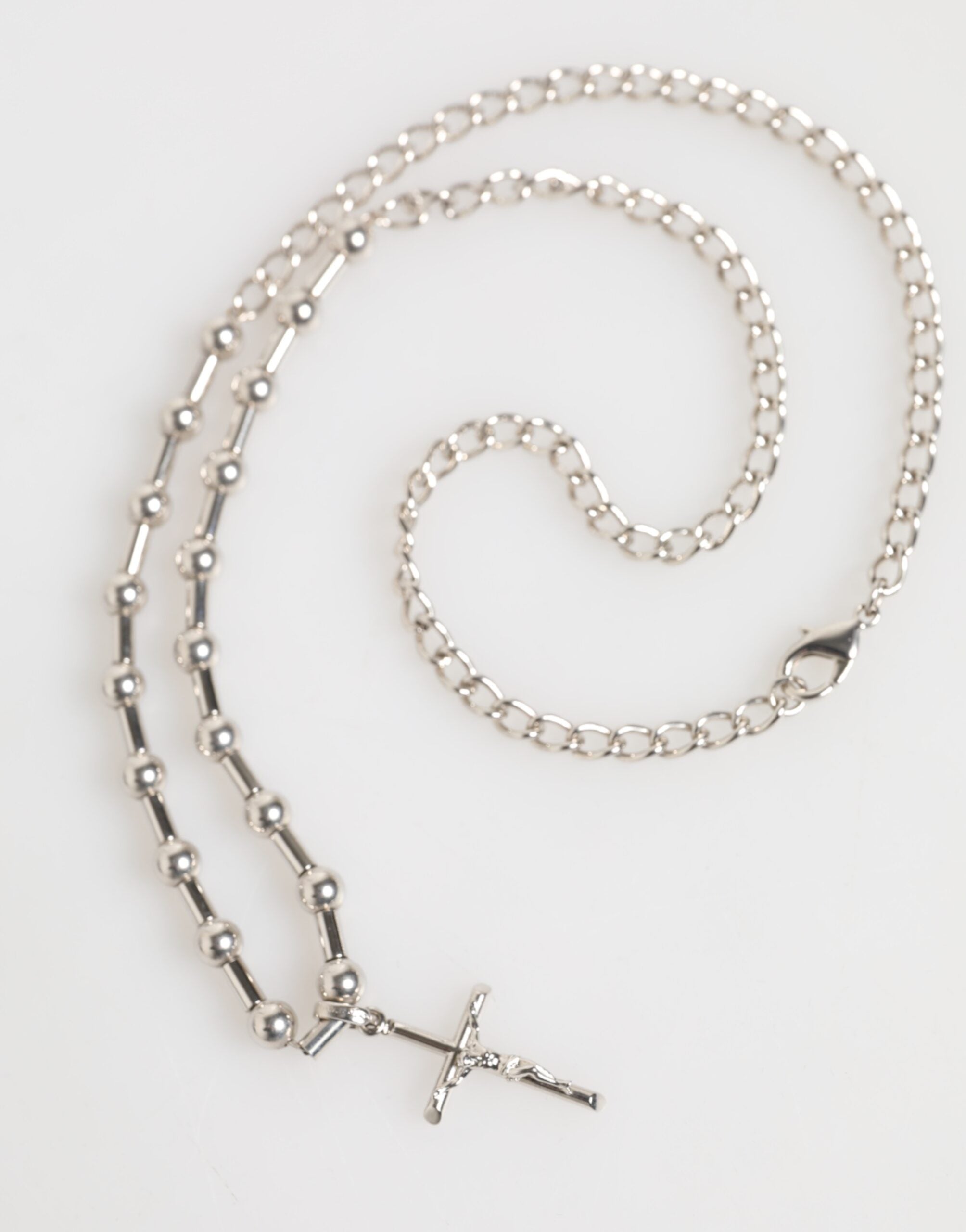Dolce & Gabbana Silver Tone Brass Chain Religious Cross Pendant Necklace - Zeiniez