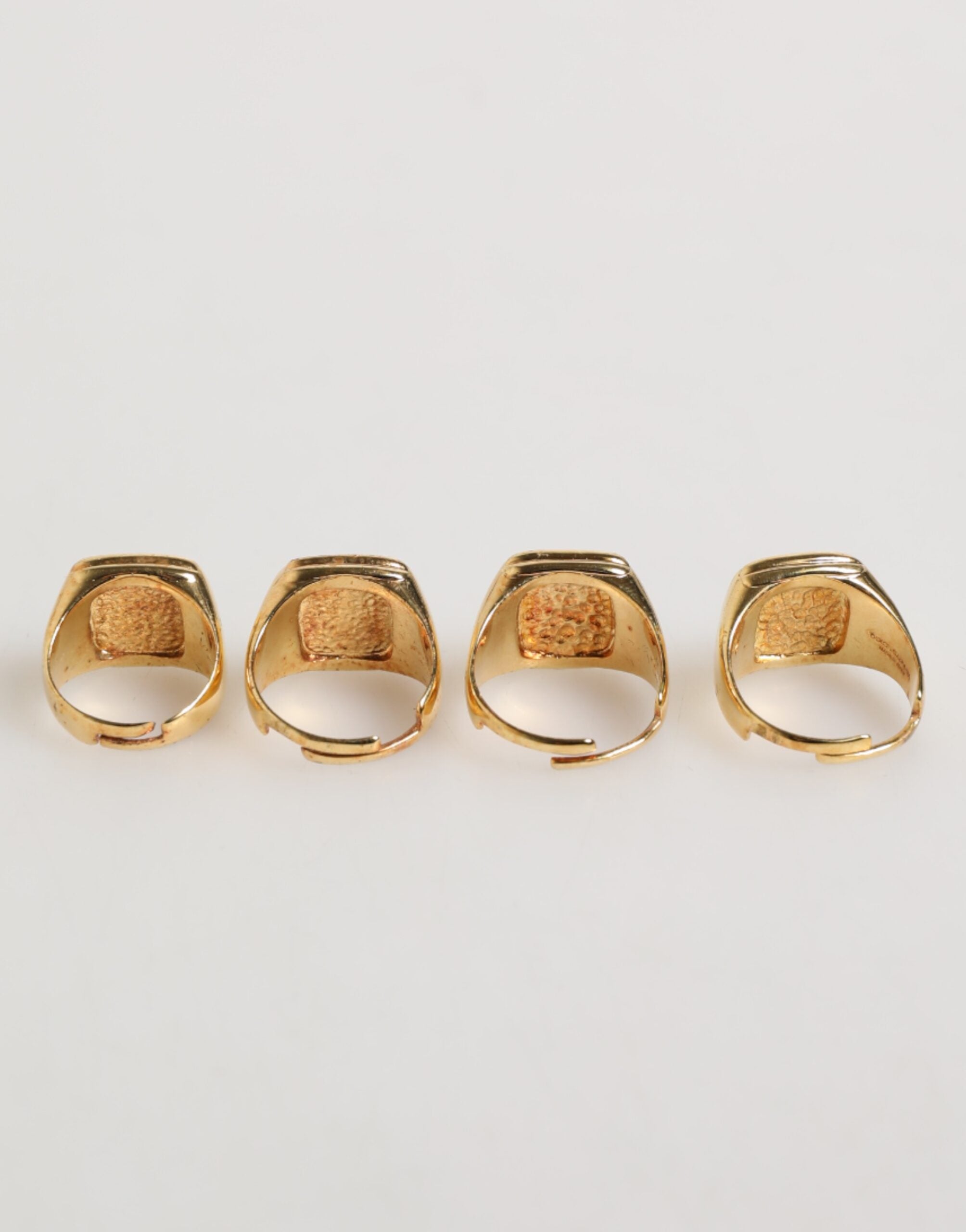 Dolce & Gabbana Gold Tone Brass JAZZ Letter Set 4 Pieces Adjustable Ring - Zeiniez