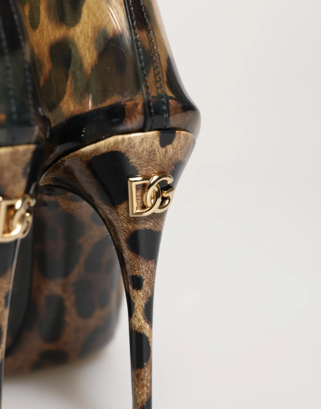 Dolce & Gabbana Leopard Print PVC Pointed Toe Boots Shoes - Zeiniez