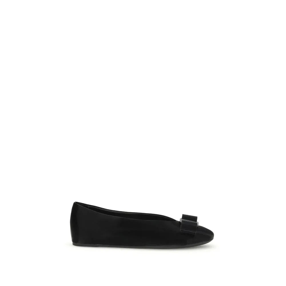Ferragamo Black Calf Leather Bos Taurus Ballet Flats - Zeiniez