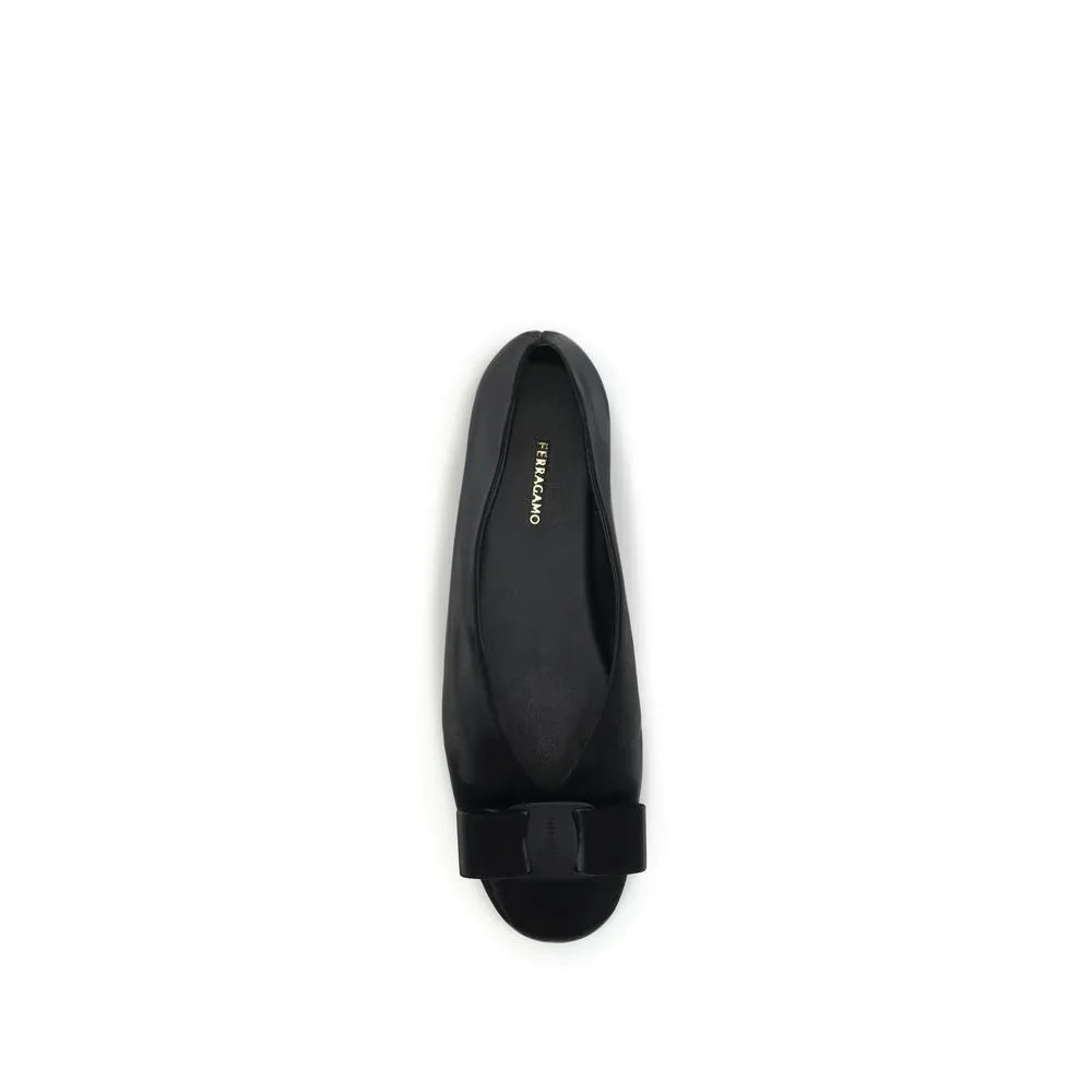 Ferragamo Black Calf Leather Bos Taurus Ballet Flats - Zeiniez