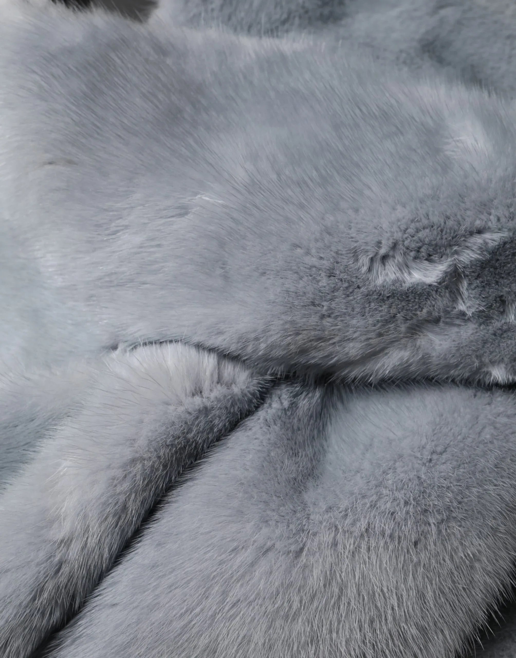 Dolce & Gabbana Powder Blue Mink Fur Neck Warmer Scarf - Zeiniez