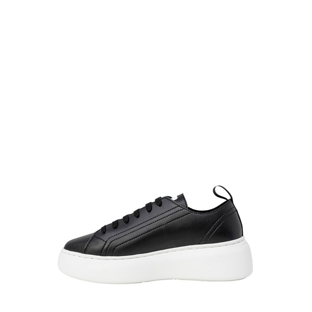 Armani Exchange Black Artificial Leather Low Top Sneakers - Zeiniez