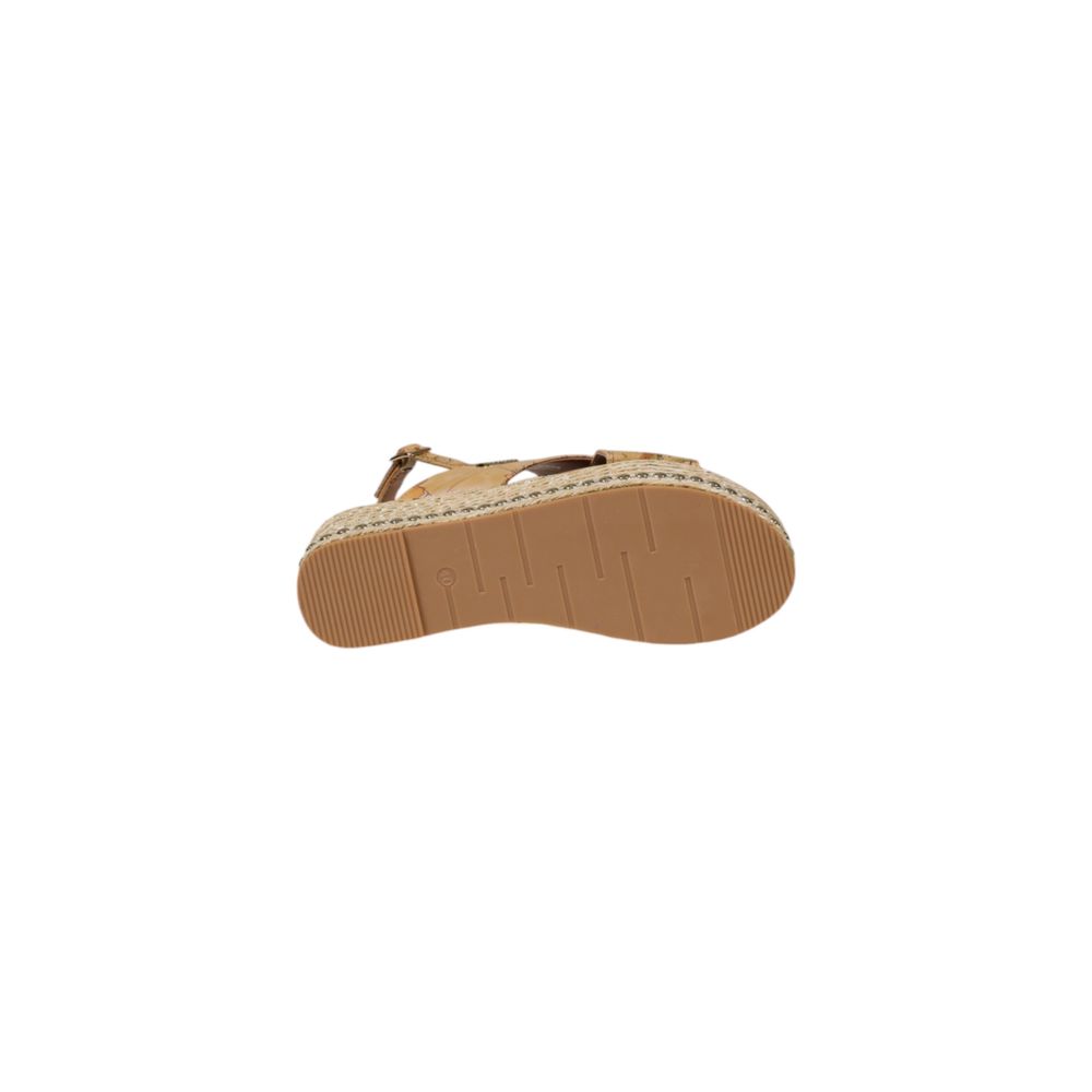 Alviero Martini Prima Classe Beige Polyethylene Platform Sandals