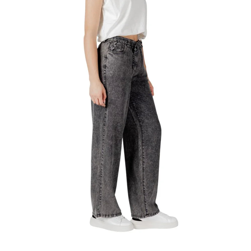 Only Black Lyocell Casual Pants - Zeiniez