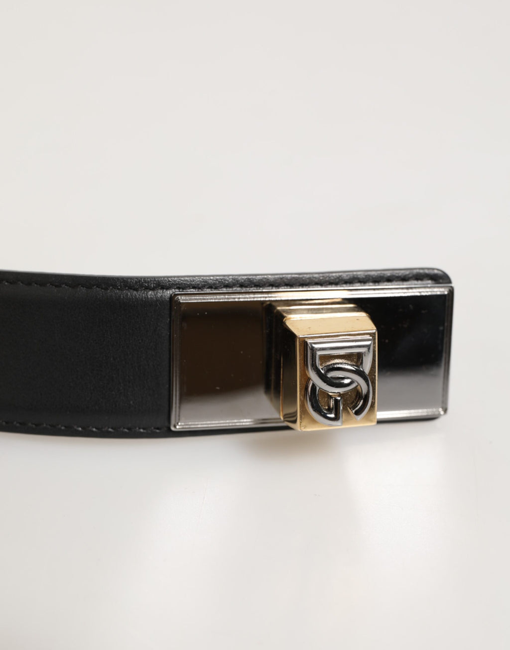 Dolce & Gabbana Black Leather Classic Metal Logo Buckle Belt - Zeiniez