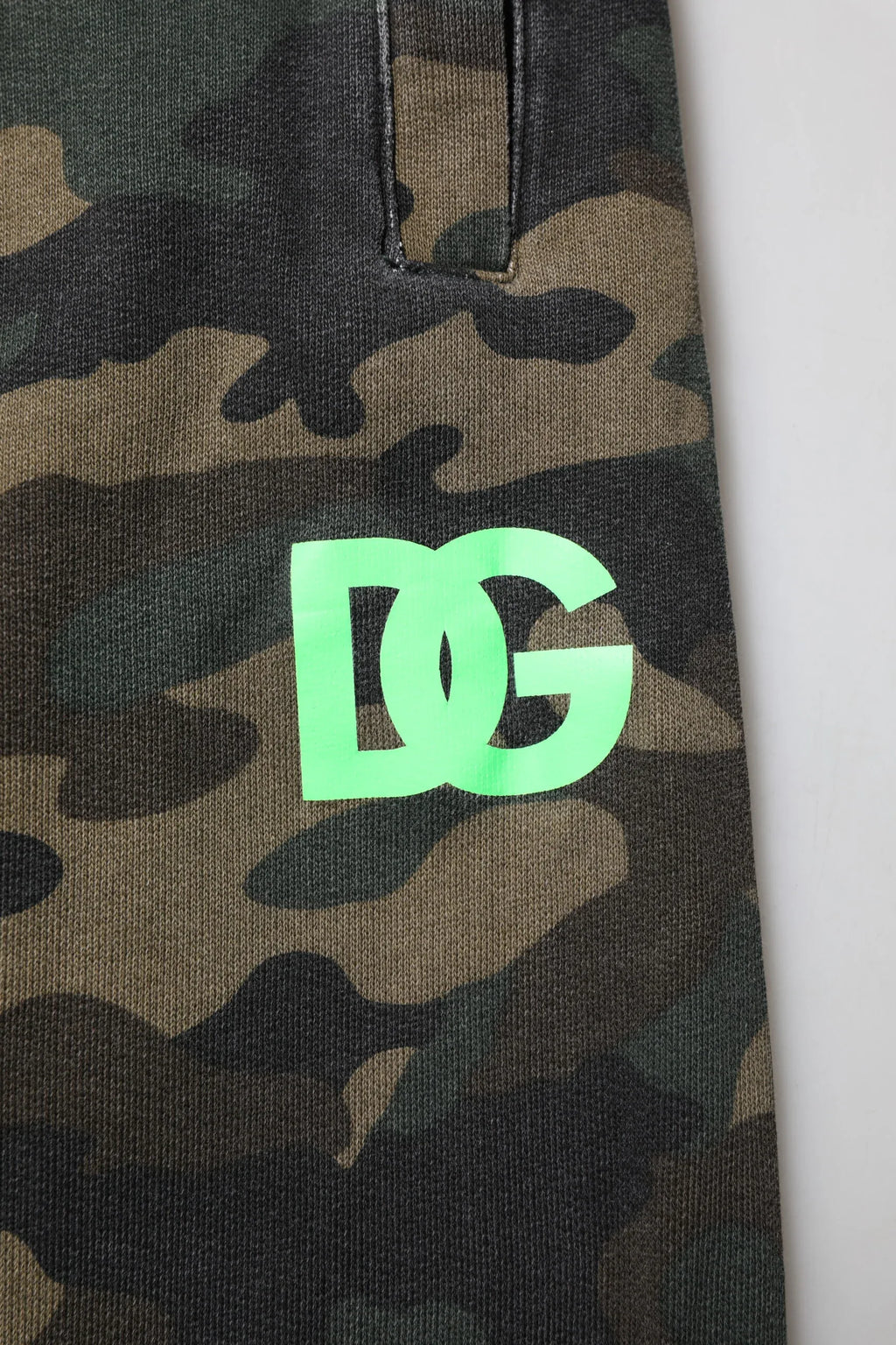 Dolce & Gabbana Multicolor Camouflage Cotton Men Jogger Pants - Zeiniez