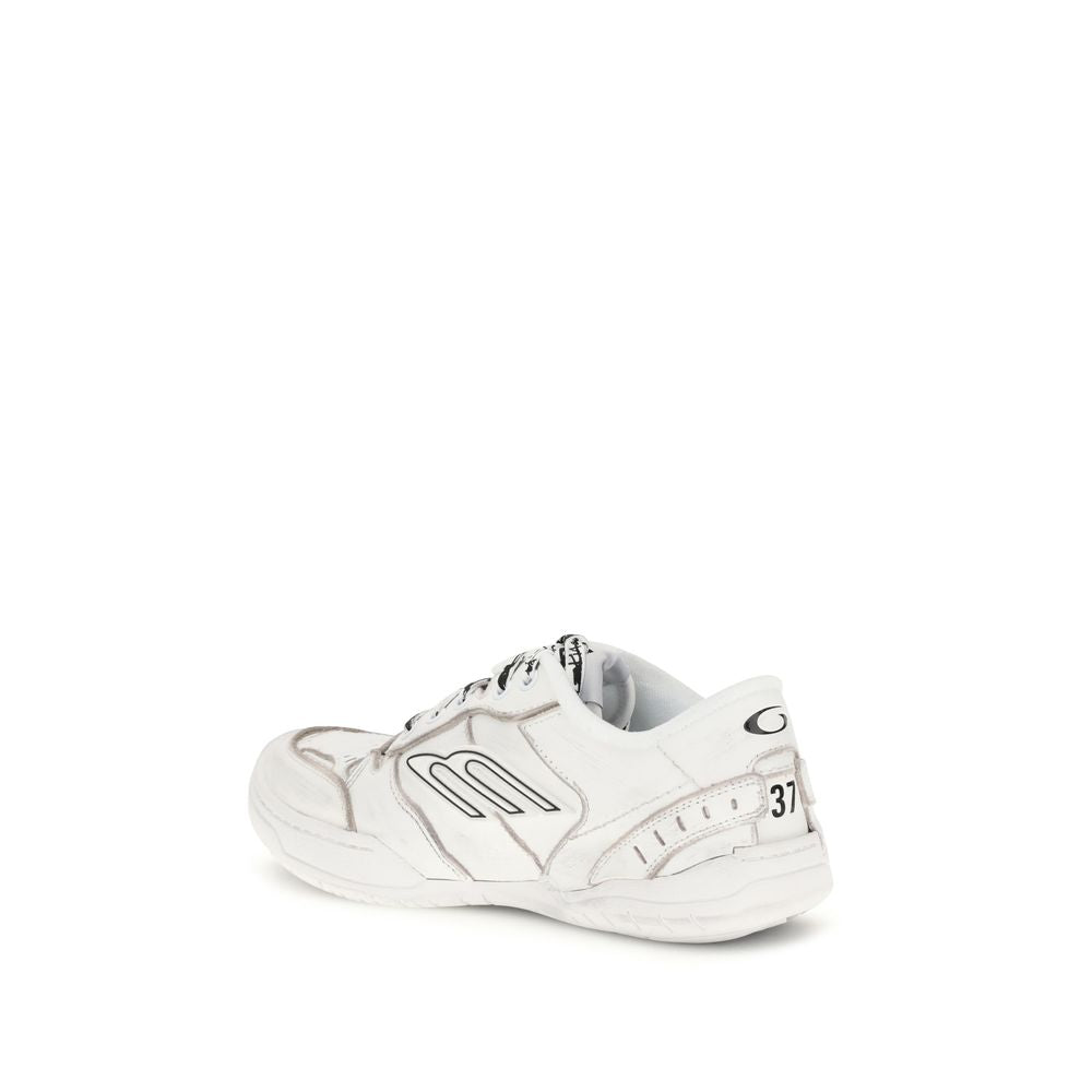 Balenciaga White Calf Leather Bos Taurus Athletic Sneakers - Zeiniez