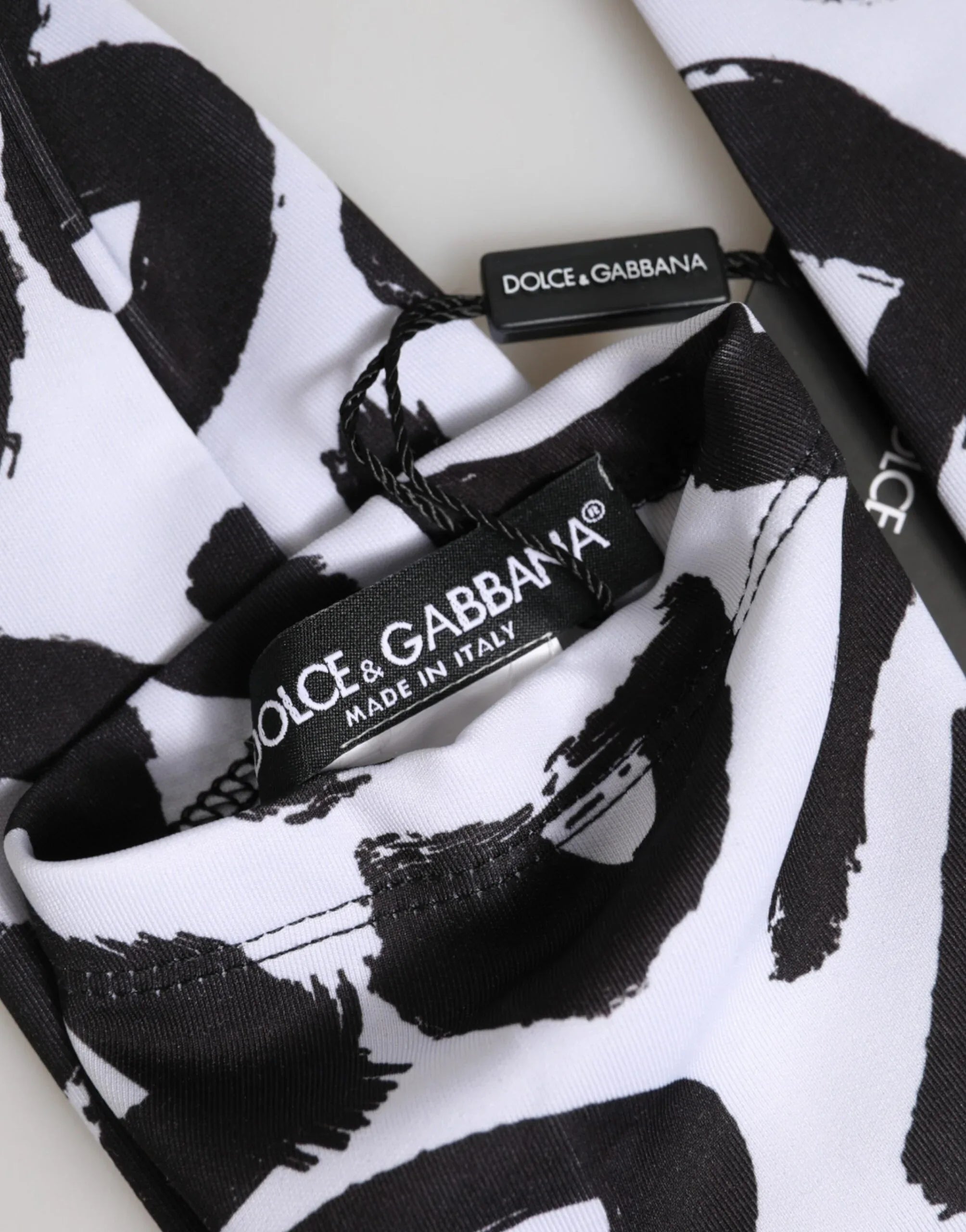 Dolce & Gabbana Black White DG Logo Elbow Length Mitten Gloves - Zeiniez