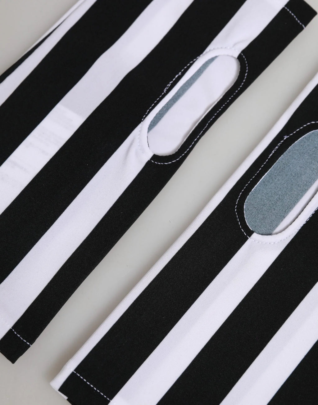 Dolce & Gabbana Black White Nylon Fingerless Wrist Length Gloves - Zeiniez