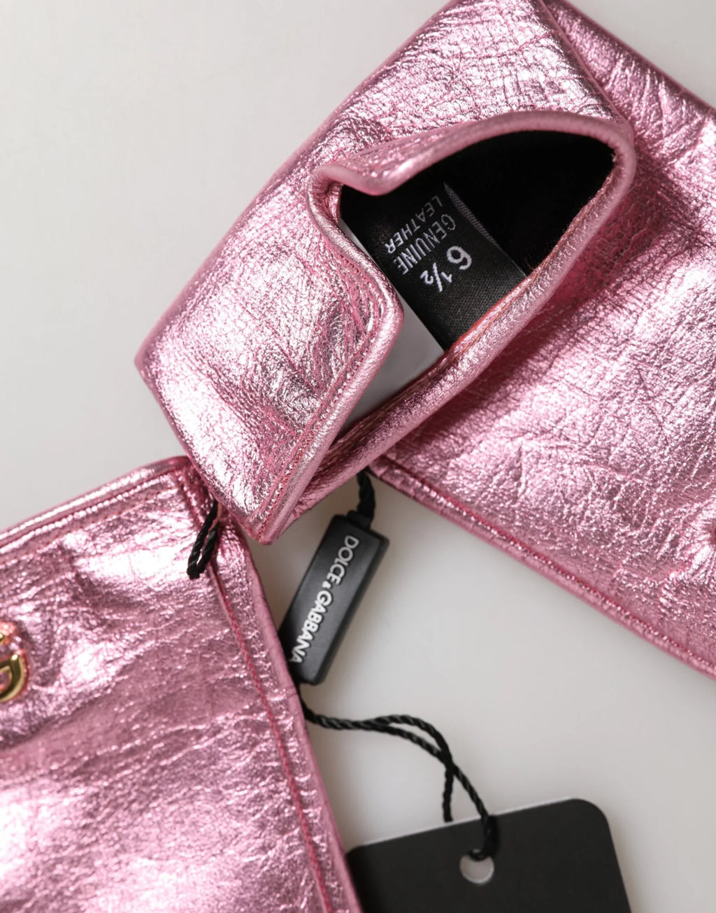 Dolce & Gabbana Pink Leather DG Logo Wrist Length Mitten Gloves - Zeiniez