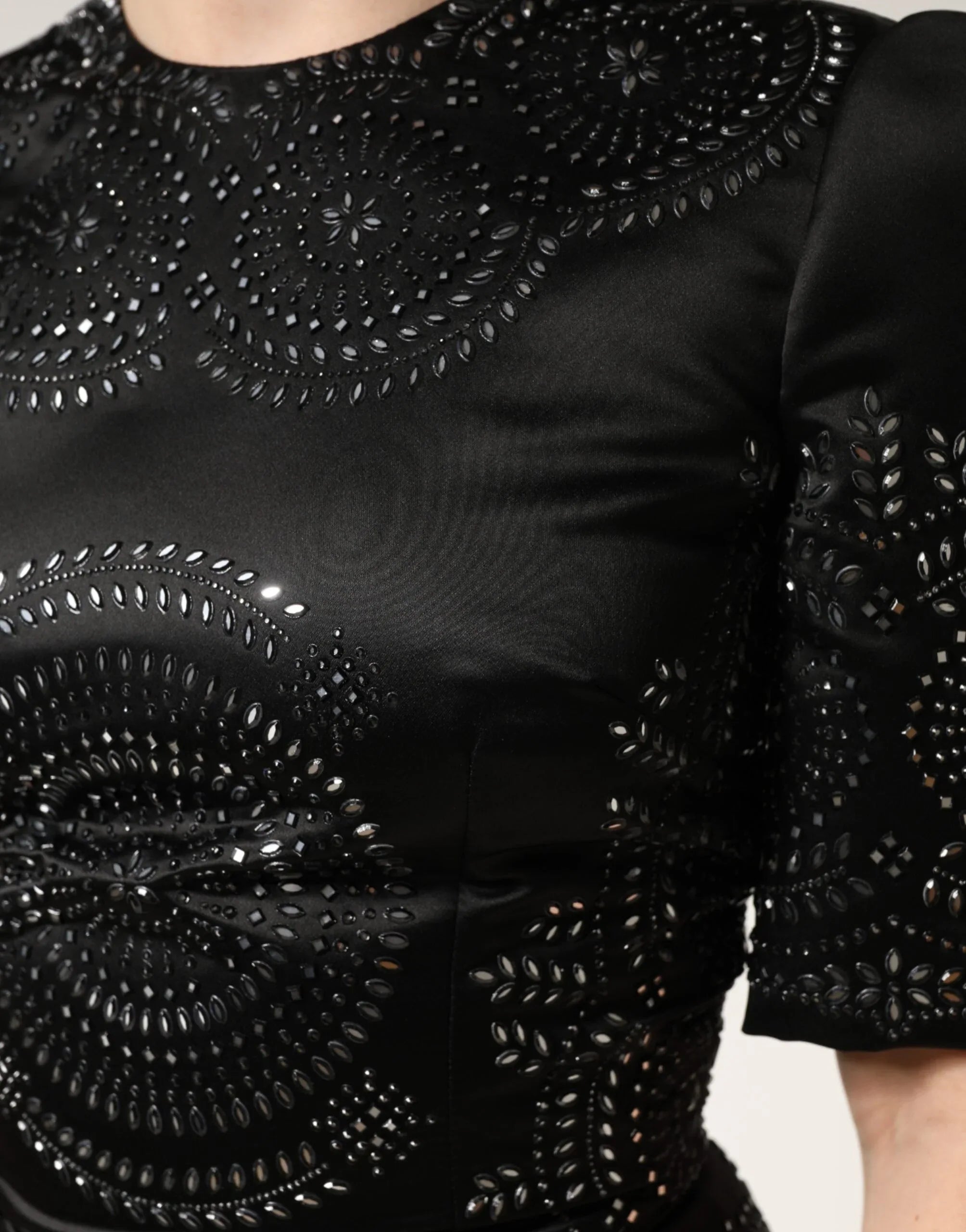 Dolce & Gabbana Black Embellished Short Sleeve Sheath Dress - Zeiniez