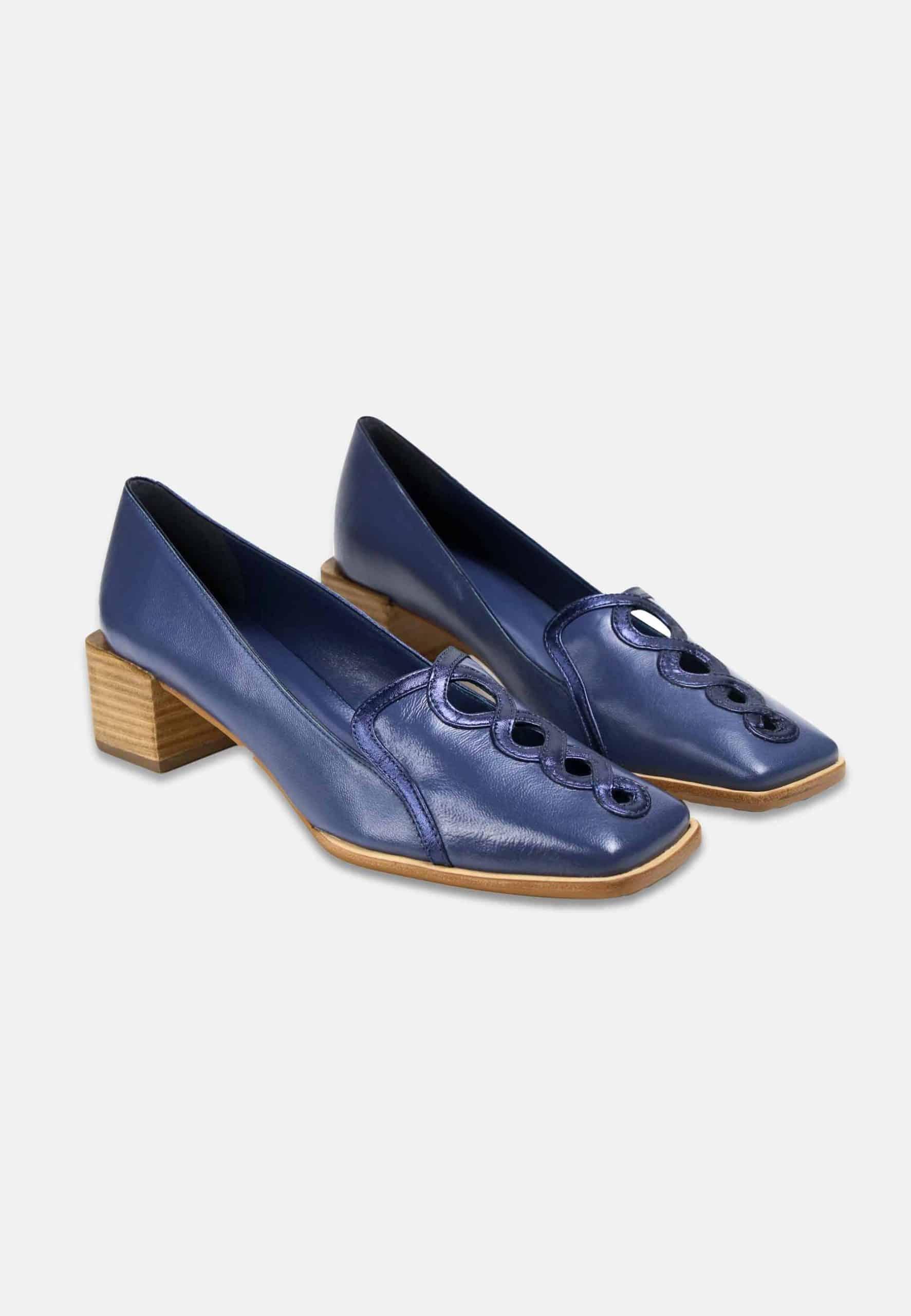 Mangará Atelier Handcrafted Blue Leather Loafers – Timeless Style & Everyday Comfort Mangará Atelier